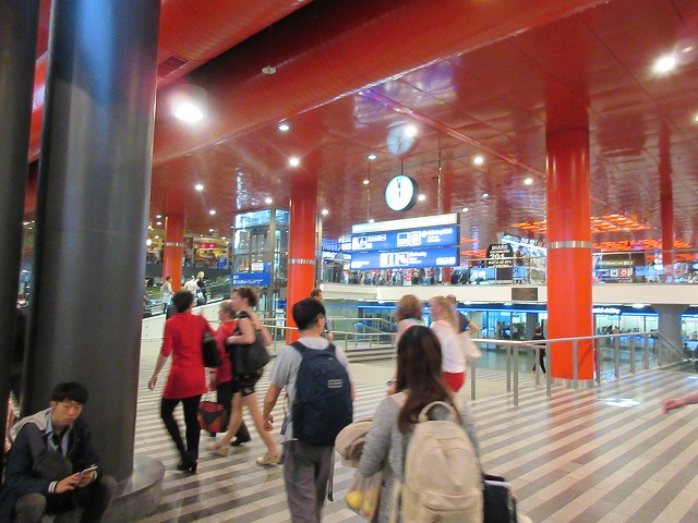 プラハ本駅