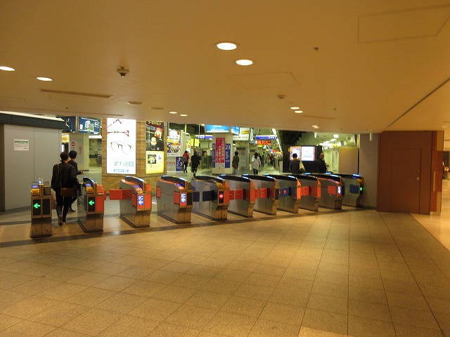 横浜駅改札