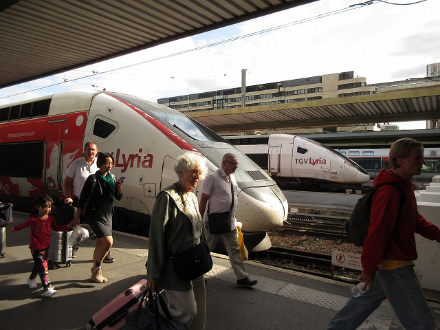 Tgvでスイス バーゼル からパリへ向かう 乗車記 19年夏 鉄道ラボ