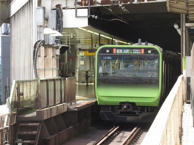 山手線E235系(渋谷)
